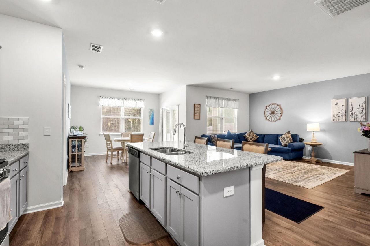 320 Emery Oak Dr.  Photo 19