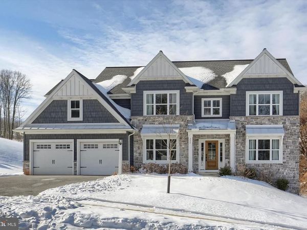 233 ROCKVILLE BOULEVARD, MARYSVILLE, PA 17053