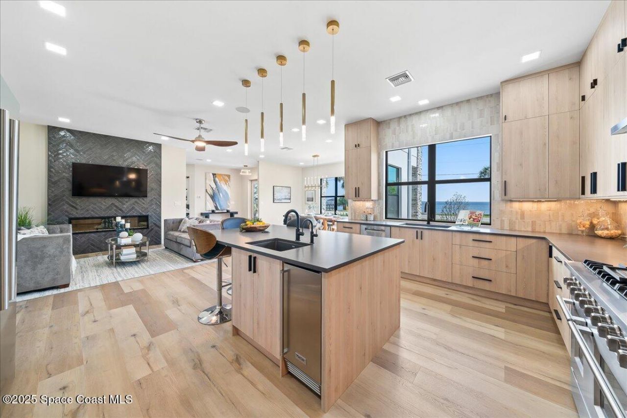 5306 Riveredge Drive , Titusville, FL 32780 Photo