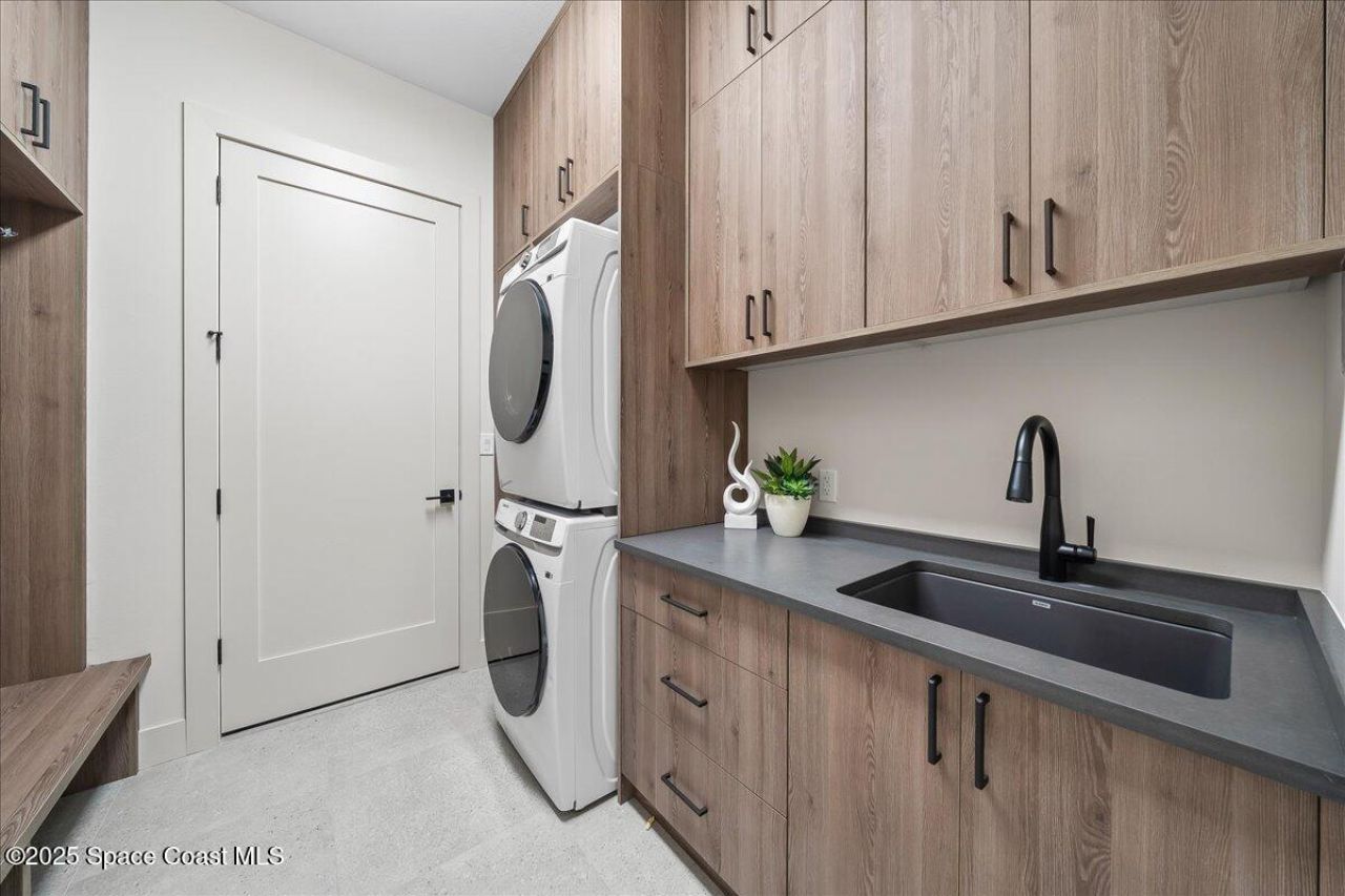 5306 Riveredge Drive , Titusville, FL 32780 Photo