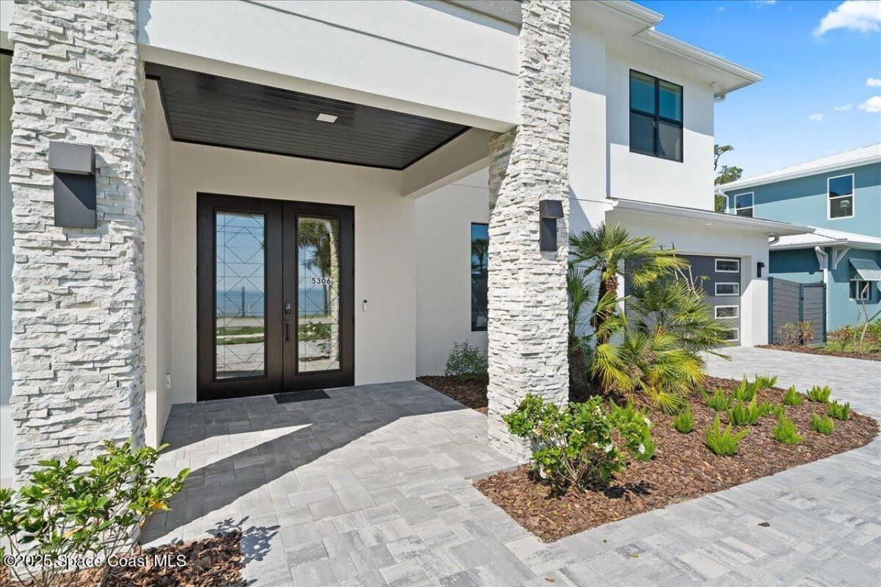 5306 Riveredge Drive , Titusville, FL 32780 Photo