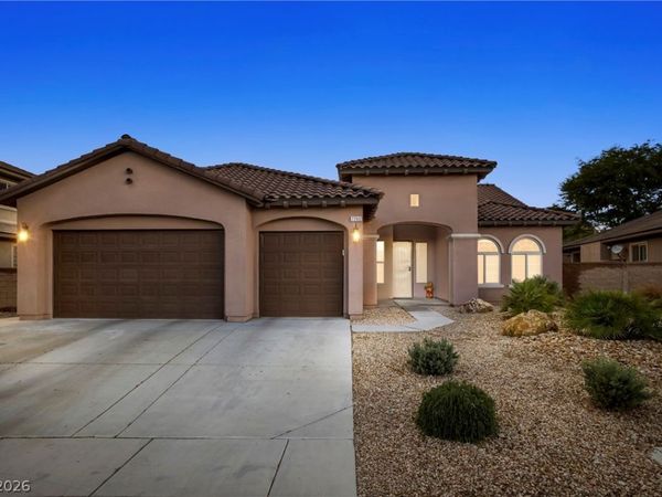7263 Pinfeather Way, North Las Vegas, NV 89084