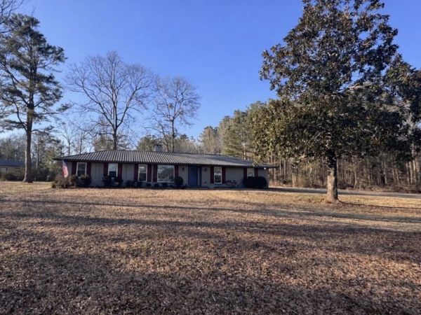 295 Road 203, Tupelo, MS 38804