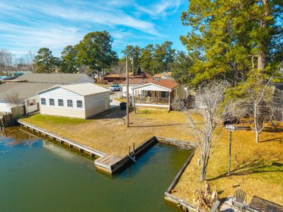 409 Chippendale Lane, Bonneau, SC 29431