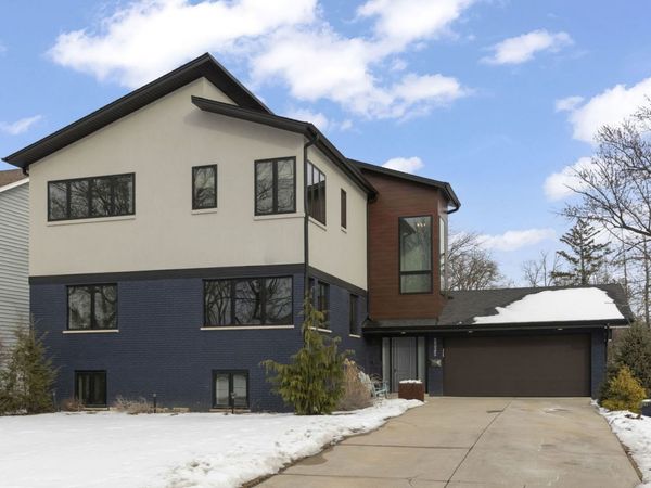 5335 Blodgett Avenue, Downers Grove, IL 60515