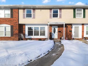 13153 Lake Point Boulevard, Van Buren Twp, MI 48111