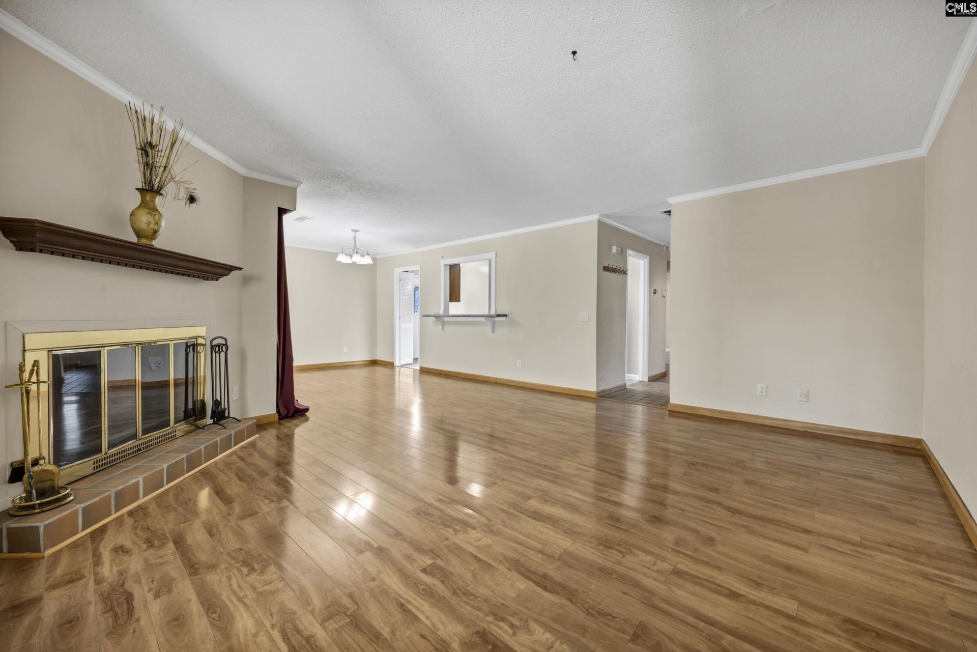 46 Woodwind Court Photo 10