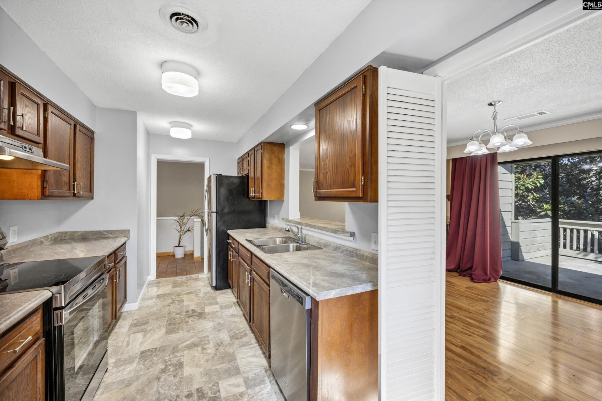 46 Woodwind Court Photo 14