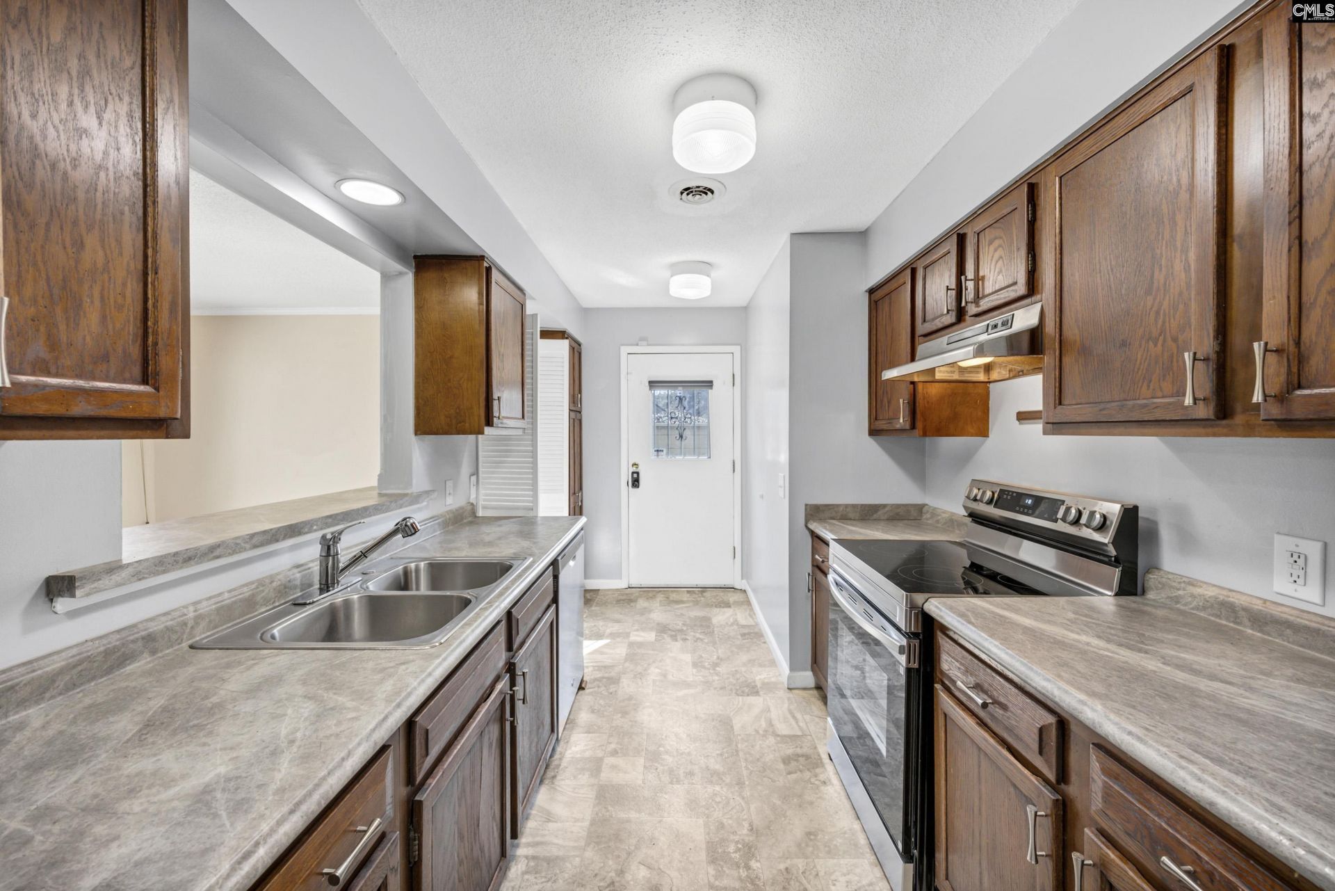 46 Woodwind Court Photo 16