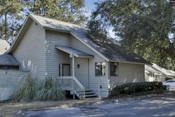 46 Woodwind Court photo 4