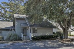 46 Woodwind Court photo 4