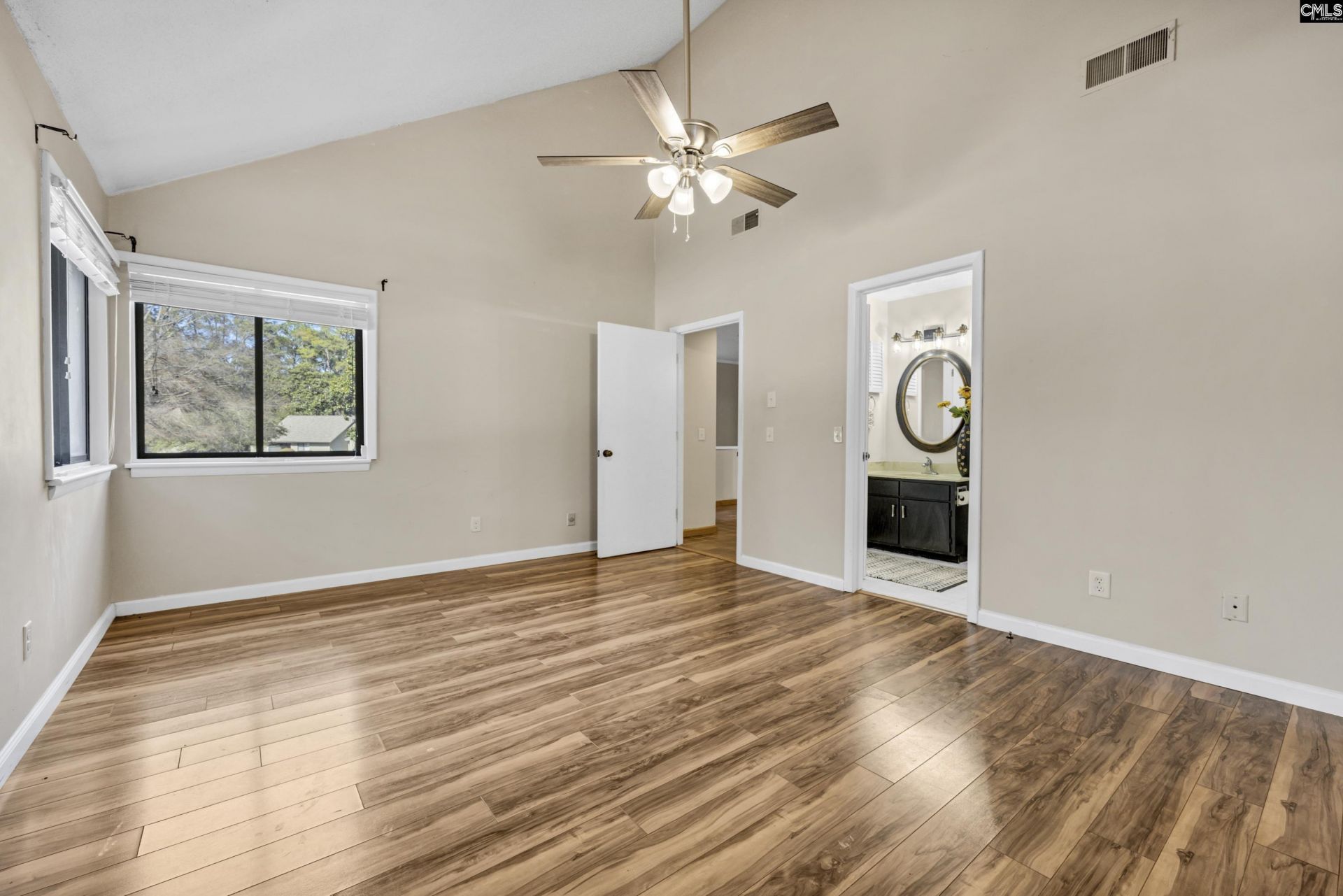 46 Woodwind Court Photo 21