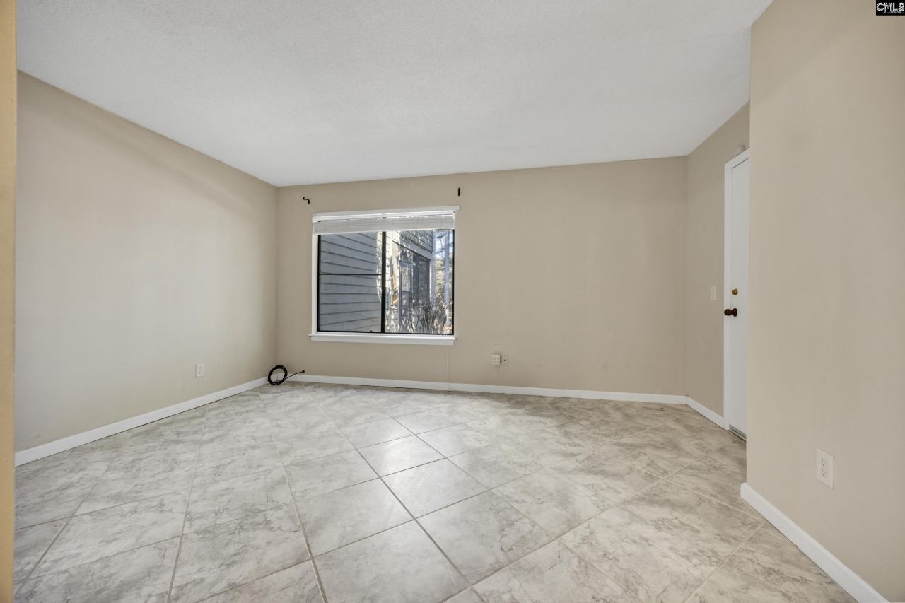 46 Woodwind Court Photo 23