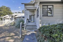 46 Woodwind Court photo 4