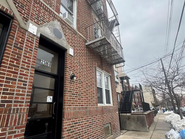 2568 43rd Street , Astoria, NY 11103