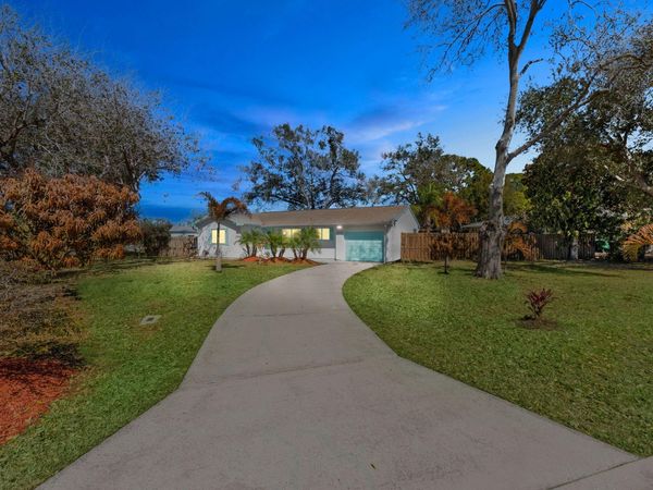 126 Ormond Court, Sebastian, FL 32958