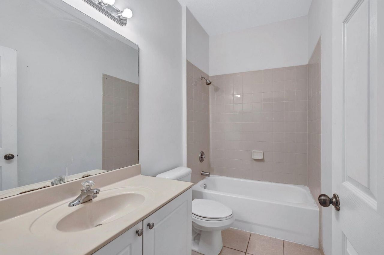 3122 Merrick Terrace, Unit 1904, Margate, FL 33063 Photo