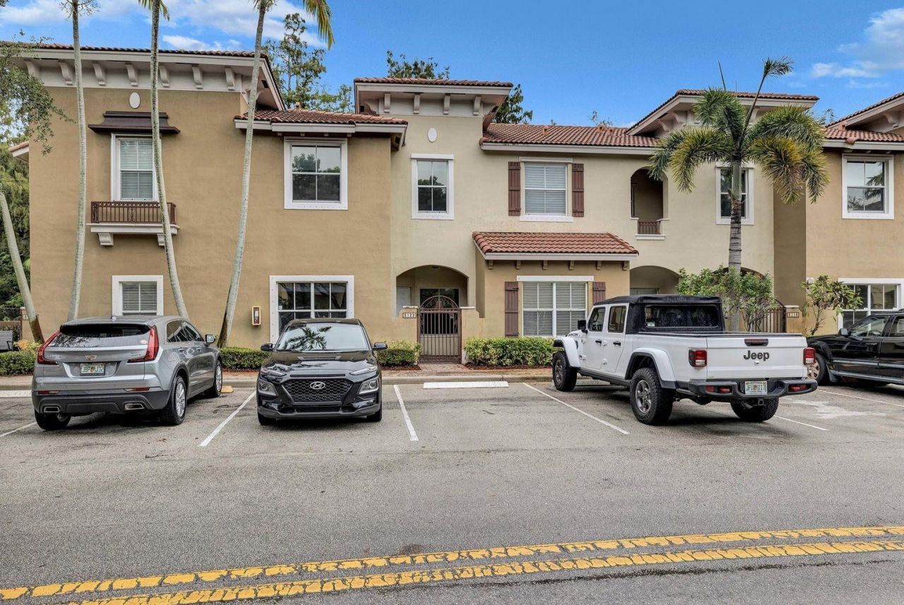 3122 Merrick Terrace, Unit 1904, Margate, FL 33063 Photo