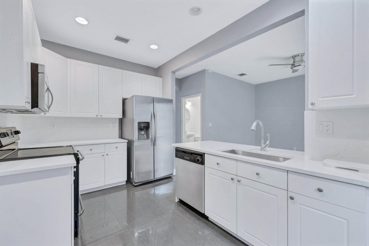 3122 Merrick Terrace, Unit 1904, Margate, FL 33063 Photo