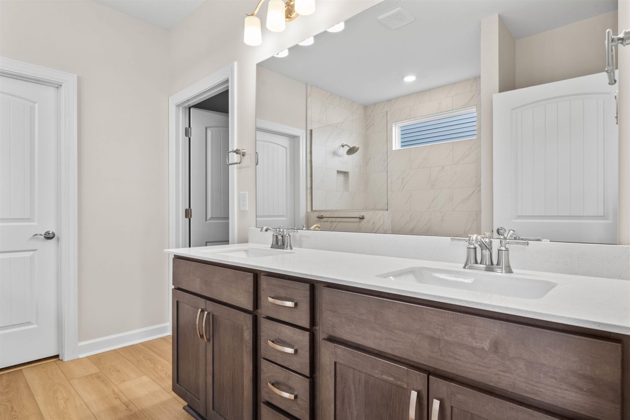 262 Broughton Dr.  Photo 10