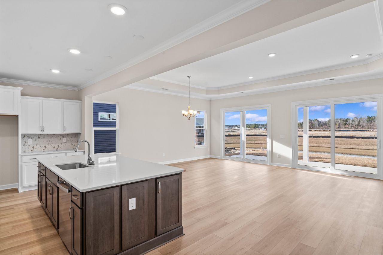 262 Broughton Dr.  Photo 4