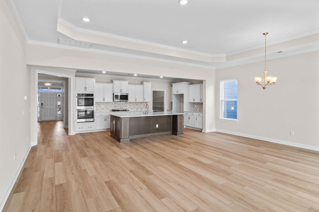 262 Broughton Dr.  Photo 7