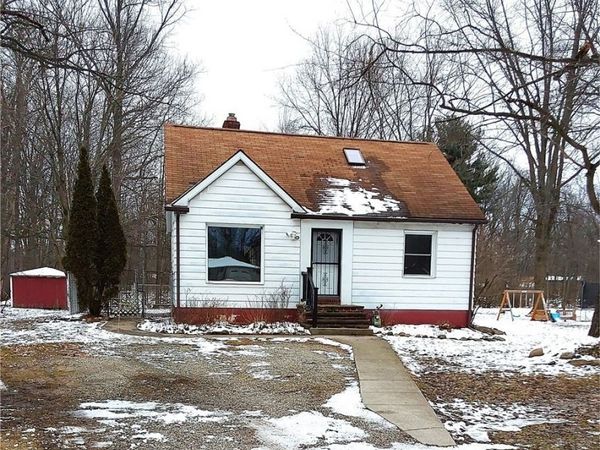 6172 Royalwood Road, North Royalton, OH 44133