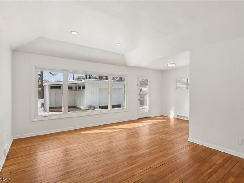 530 Glen Park Drive, Bay Village, OH 44140 Photo 3