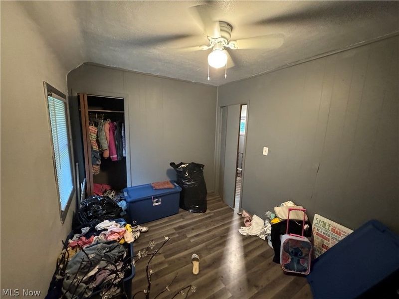 7696 Laumer Avenue, Cleveland, OH 44105 Photo 17