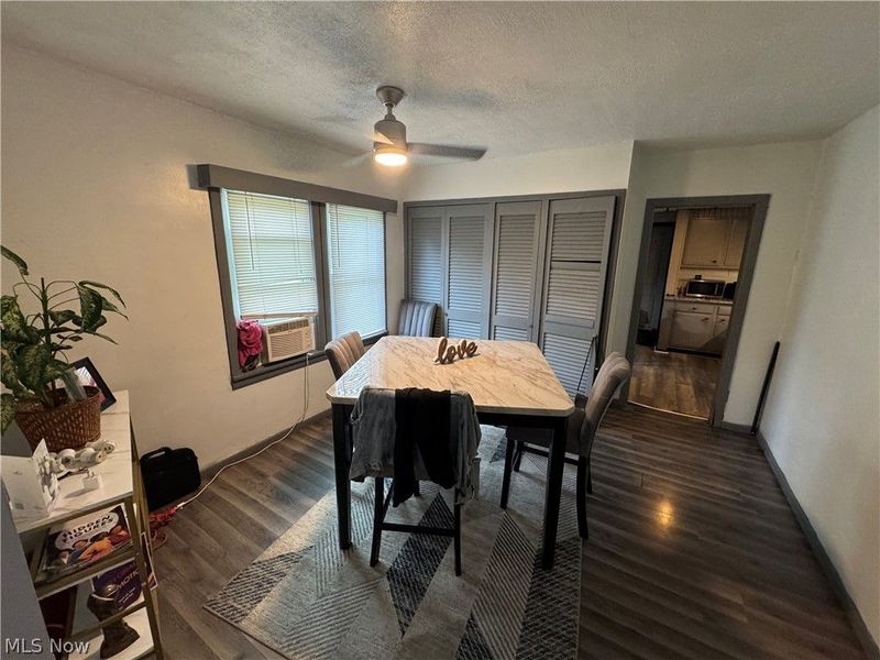 7696 Laumer Avenue, Cleveland, OH 44105 Photo 8