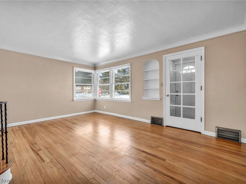 21202 Gardenview Drive, Maple Heights, OH 44137 Photo 12