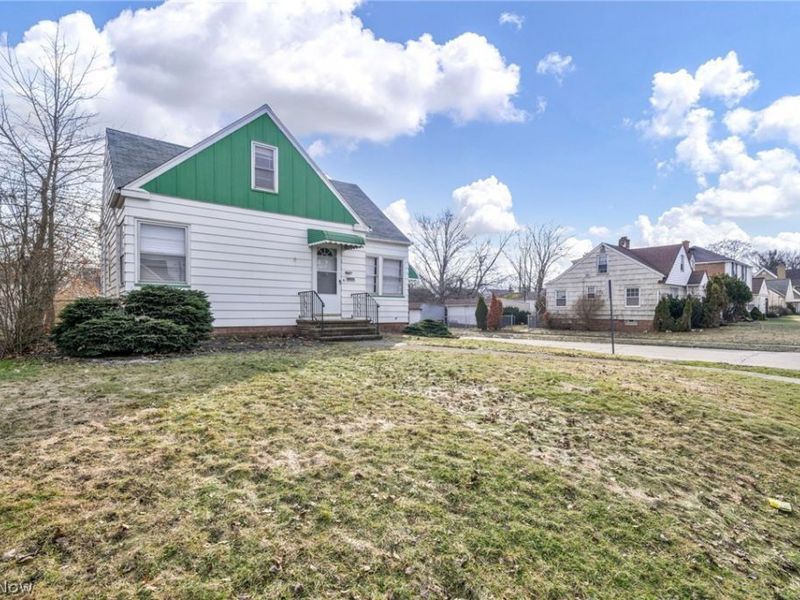 21202 Gardenview Drive, Maple Heights, OH 44137 Photo 6
