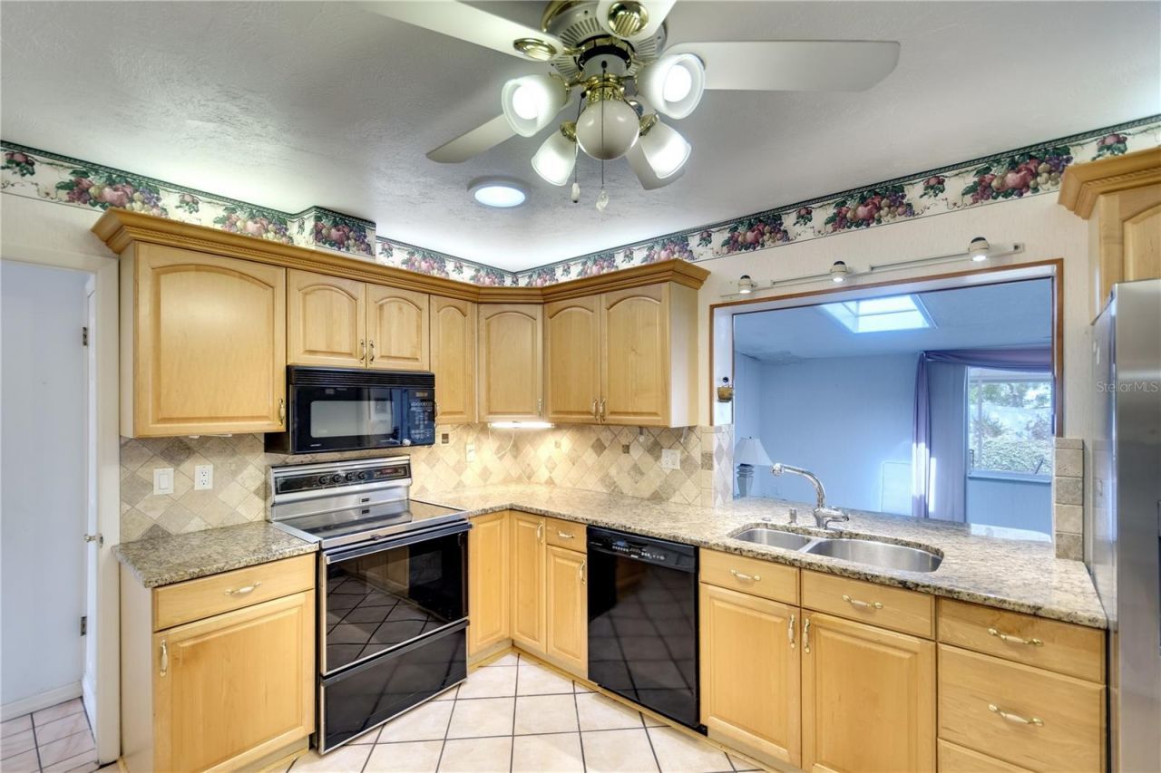 9820 Royal Palm Drive, Bradenton, FL 34210 Photo