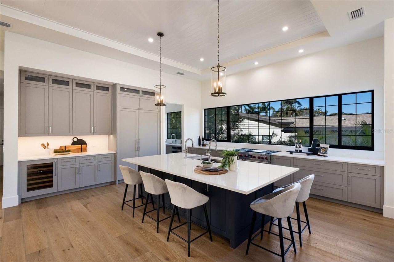 329 Bird Key Drive, Sarasota, FL 34236 Photo