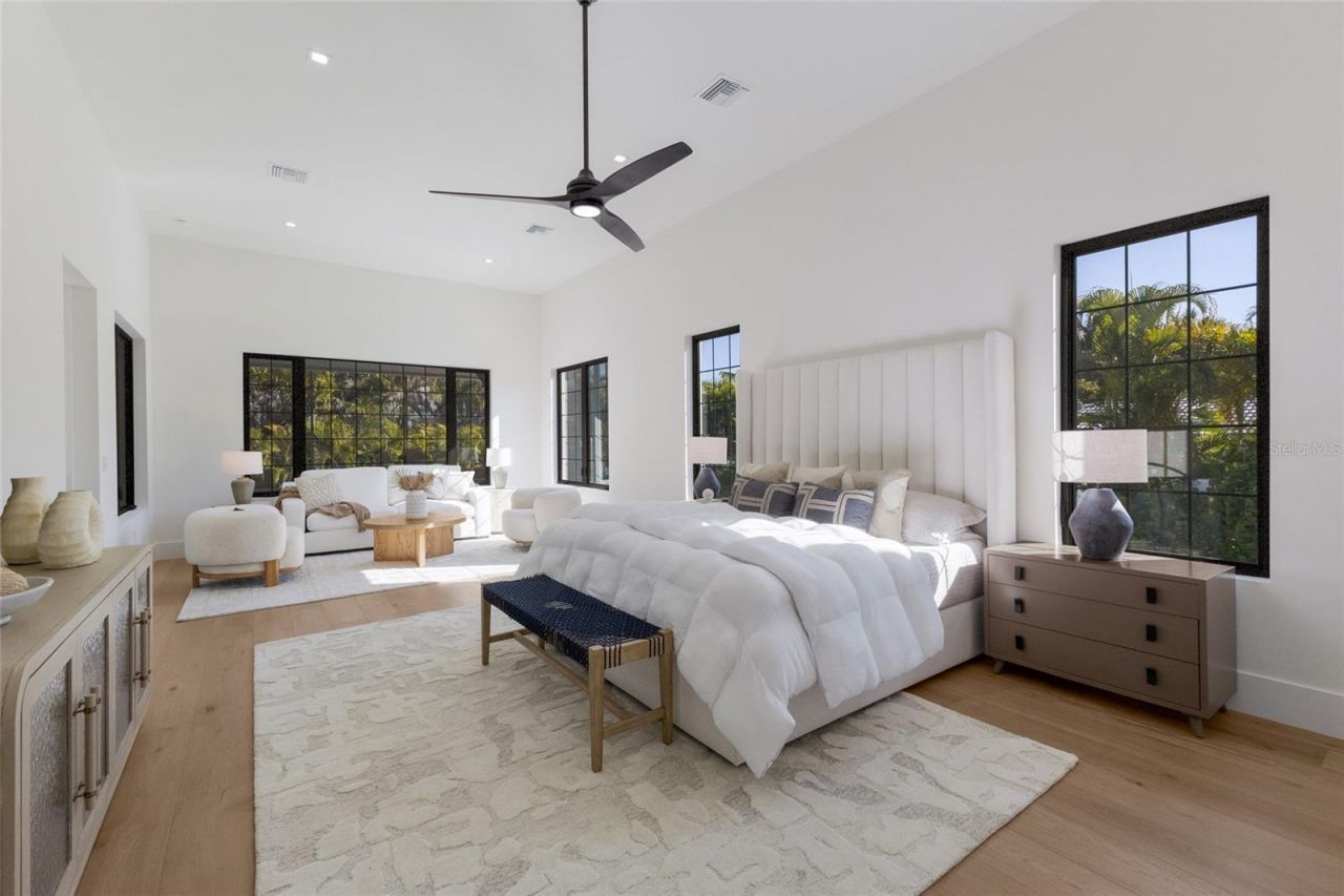 329 Bird Key Drive, Sarasota, FL 34236 Photo