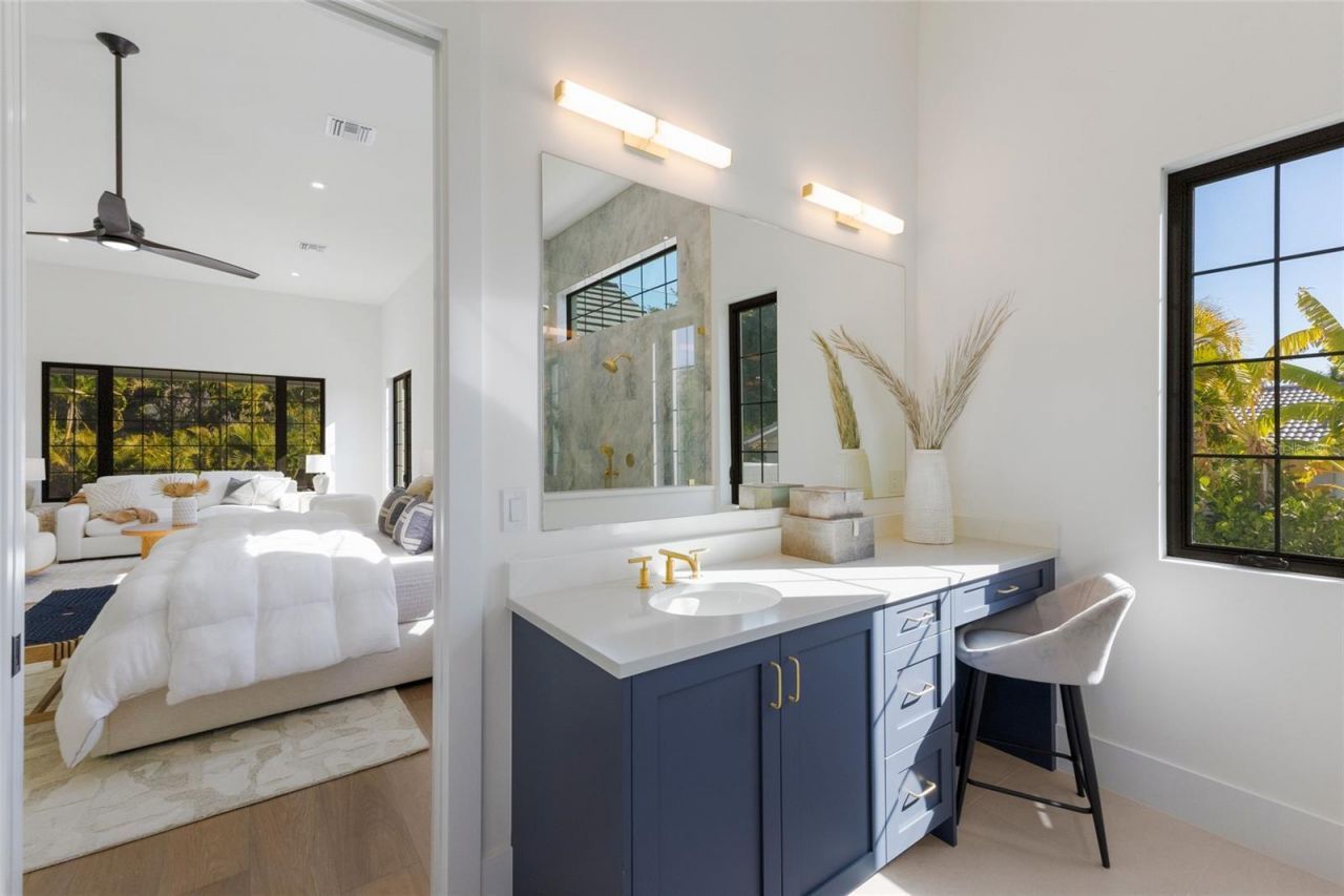 329 Bird Key Drive, Sarasota, FL 34236 Photo