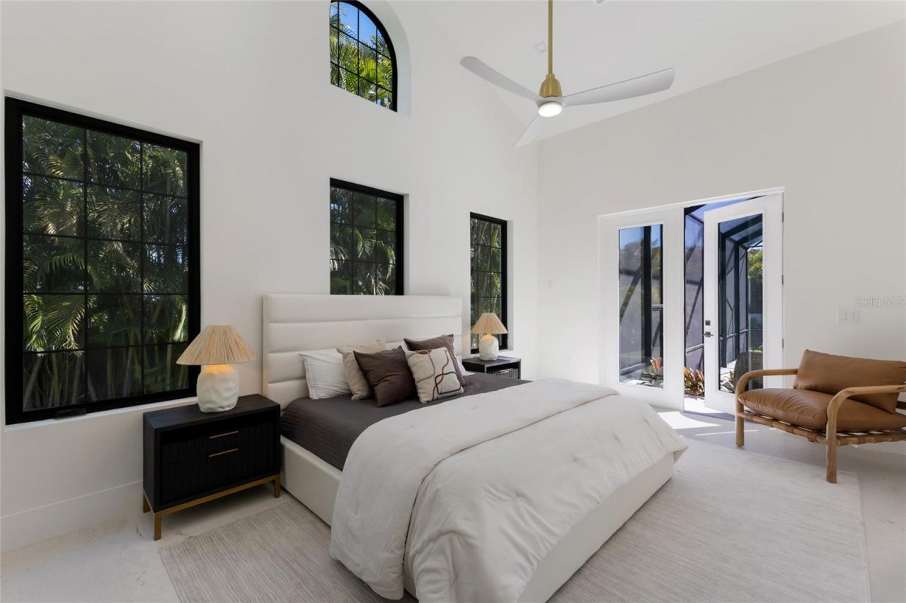 329 Bird Key Drive, Sarasota, FL 34236 Photo