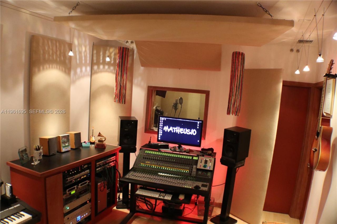 1605 Salerno Cir, Weston, FL 33327 Photo