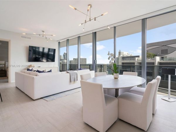 1000 Brickell Plz, Unit PH5005, Miami, FL 33131