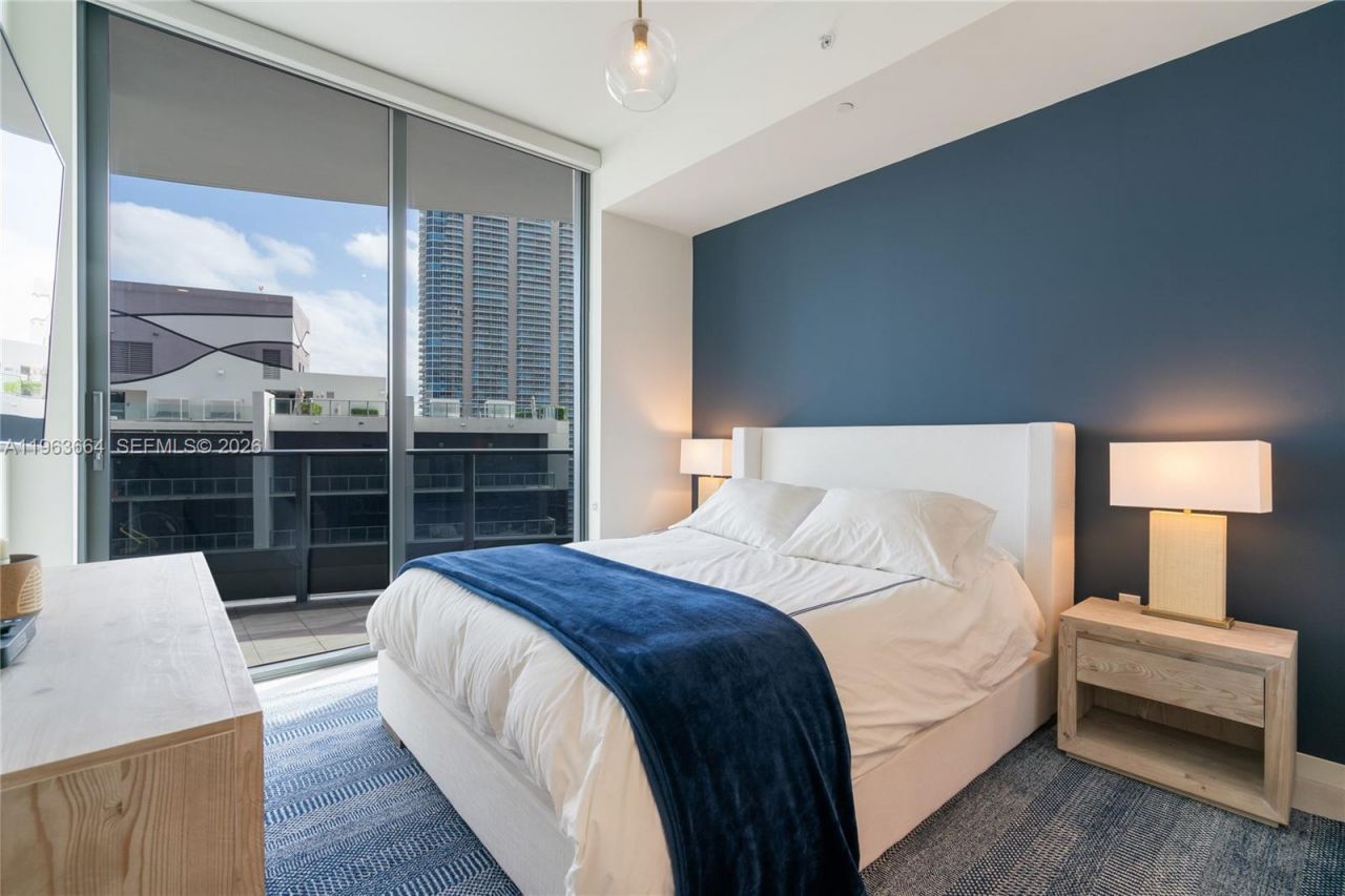 1000 Brickell Plz, Unit PH5005, Miami, FL 33131 Photo