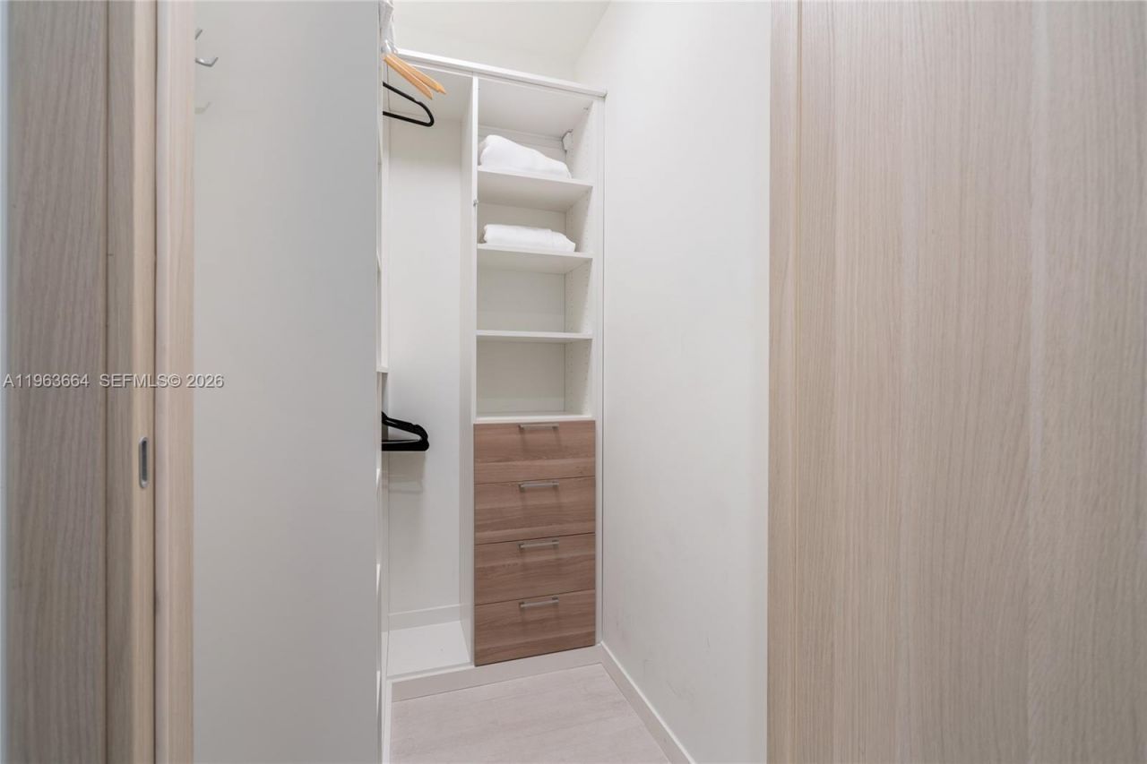 1000 Brickell Plz, Unit PH5005, Miami, FL 33131 Photo