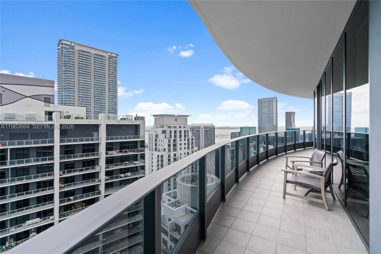1000 Brickell Plz, Unit PH5005, Miami, FL 33131 Photo