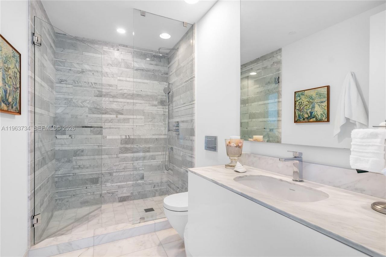 10201 Collins Ave, Unit 1205, Bal Harbour, FL 33154 Photo
