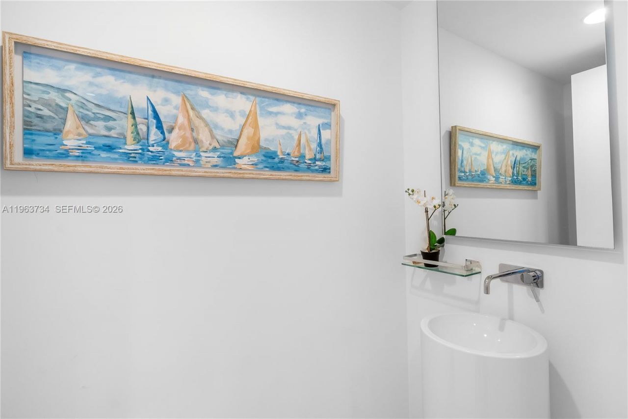 10201 Collins Ave, Unit 1205, Bal Harbour, FL 33154 Photo