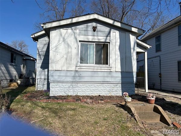 1715 Muren Boulevard , Belleville, IL 62221