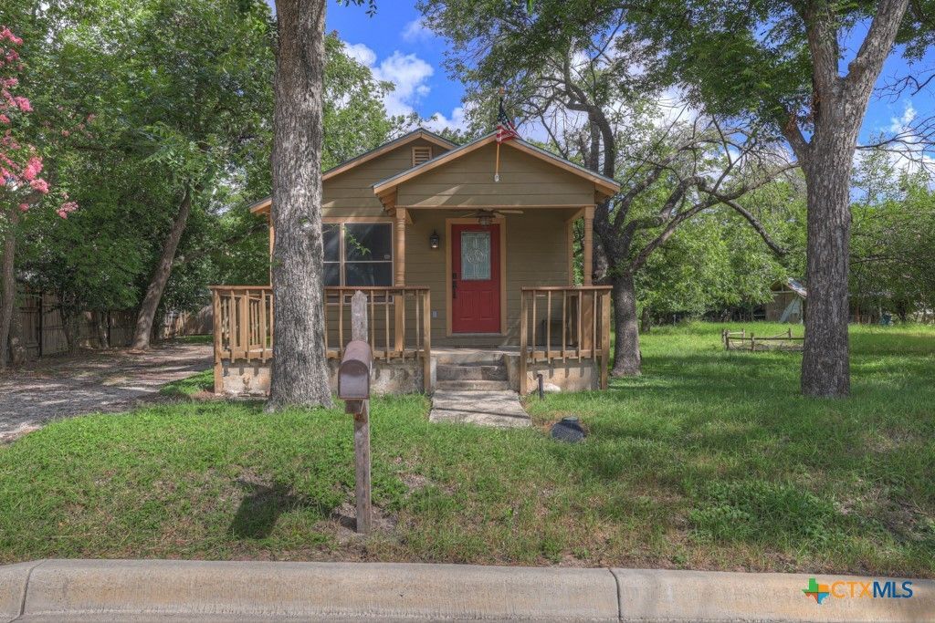 1630 Katy Street, New Braunfels, TX 78130 Main Photo
