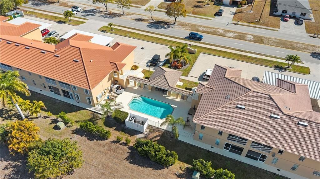 4520 Skyline Blvd, Unit 201, Cape Coral, FL 33914 Photo