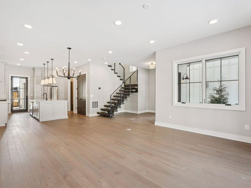 2828 Kobuk Drive, Columbus, OH 43228 Photo 14