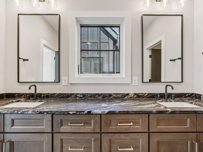 2828 Kobuk Drive, Columbus, OH 43228 Photo 16