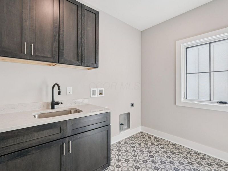 2828 Kobuk Drive, Columbus, OH 43228 Photo 37